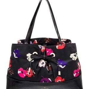 This is a Kate Spade New York West Valley Nylon Maryanne shoulder bag💕